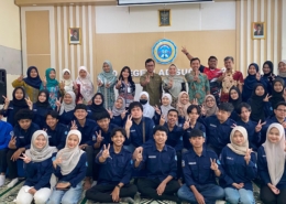 Implementasi Mata Kuliah Literacy Education, Mahasiswa PBI UII Laksanakan Praktik Mengajar Literasi di SDN Adisucipto 2